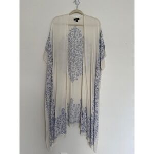 Torrid White Blue Design Long Kimono Vanity Size‎ 1/2 (14-18) Coastal Beachy